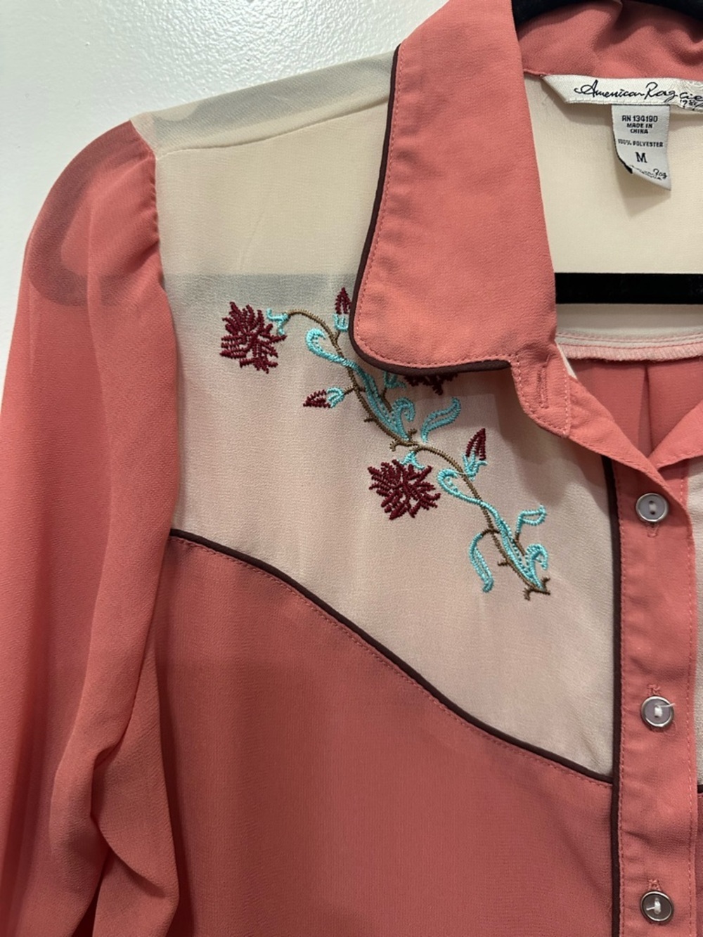 American Rag Western Embroidered Button-Down Blouse - Sheer Sz M - Picture 2 of 6